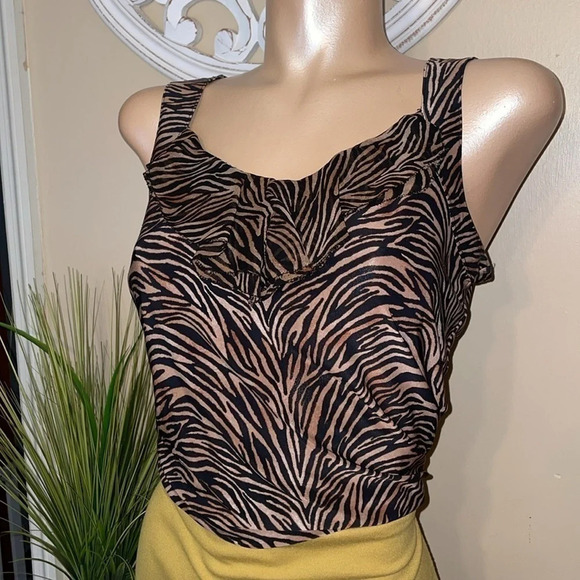 White House black market womens blouse medium top shirt tan black zebra ruffle - Picture 2 of 6